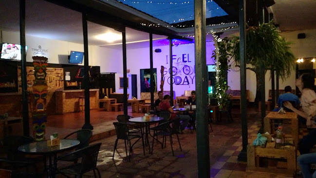 Opinii despre Tricota Coffee Bike în Roldanillo - Gastronomía y hostelería