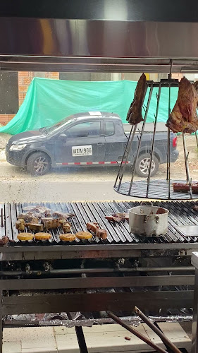 Opinii despre Llanerada în Bogotá - Gastronomía y hostelería