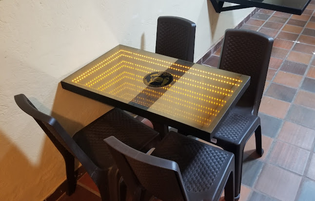 Comentarii opinii despre Mundo Hamburguesas