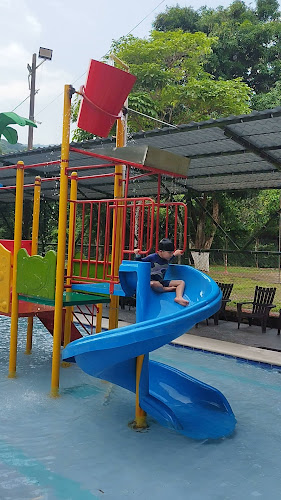 Comentarii opinii despre Centro turístico Valle Verde