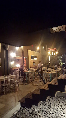 Opinii despre Chef Wings în Cartago - Gastronomía y hostelería