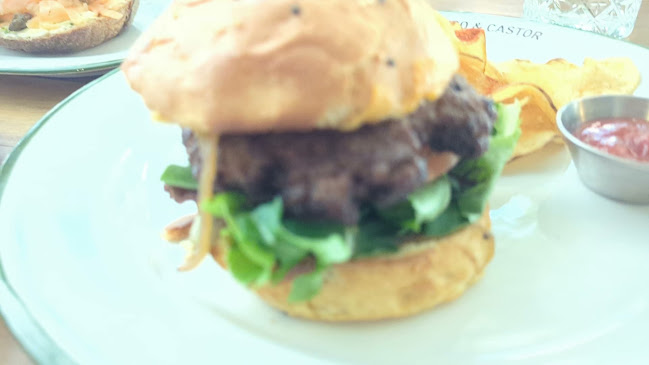 Cl. 31 Sur #43a68, Zona 2, Envigado, Antioquia