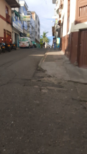 Opinii despre Heladeria en anserma în Anserma - Gastronomía y hostelería