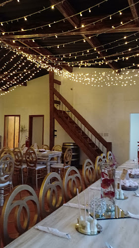 Opinii despre Recinto Canaway în La Ceja - Gastronomía y hostelería