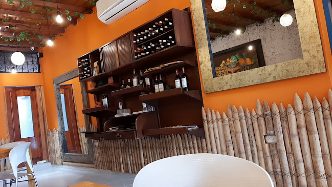 Opinii despre Restaurante Tatacoa y el sabor ancestral de la montaña în Neiva - Gastronomía y hostelería