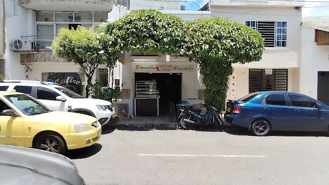 Restaurante La Hormiga tipico colombiano