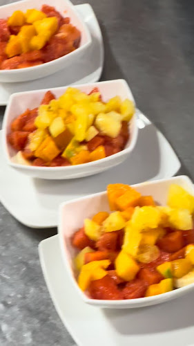 Opinii despre Bulevar Negocios Venta De Salpicon Frutas. Oriilas Rio Tulua. în Tuluá - Gastronomía y hostelería