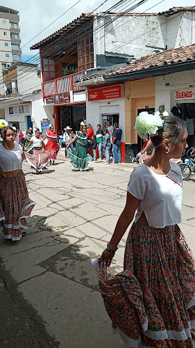 Asadero Santa Rosa Km 0 Santa Rosa de Osos Llanos De Cuiba - Gastronomía y hostelería