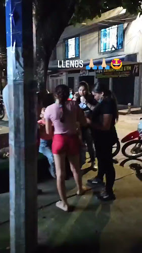 PARADISE COCKTAILS BAR