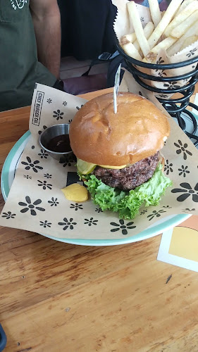 Opinii despre Chef Burger Parque 93 în Bogotá - Gastronomía y hostelería