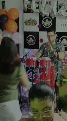 Opinii despre La 44 Street Bar în Cali - Gastronomía y hostelería