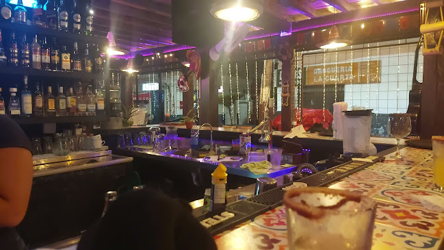 Opinii despre Kalin’s Real Mexican Food Cartago în Cartago - Gastronomía y hostelería