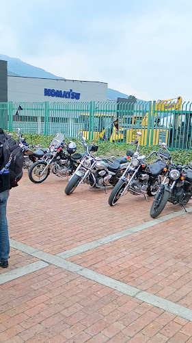 Rumbos Super Sanduches - Chía