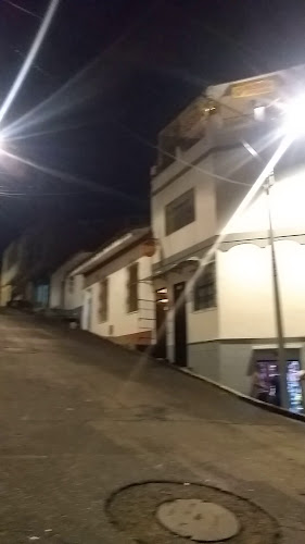 Opinii despre One Way Pizza San Antonio în Cali - Gastronomía y hostelería