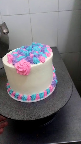 Opinii despre Panaderia el buen sabor de cartago în Cartago - Gastronomía y hostelería