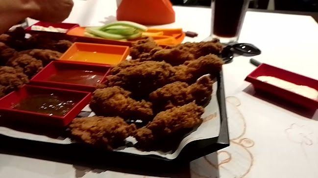 Opinii despre WINGZ Wings-N-Beer, Circunvalar în Pereira - Gastronomía y hostelería