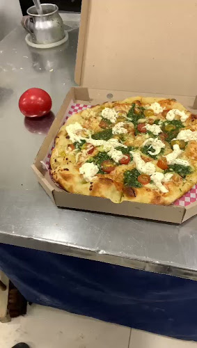 Opinii despre Pizzeria Amigos pizza în Zipaquirá - Gastronomía y hostelería