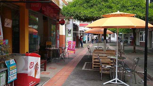 Opinii despre Cafetería Delicias Del Virrey în Cartago - Gastronomía y hostelería