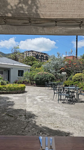 El Portón Restaurante Bar