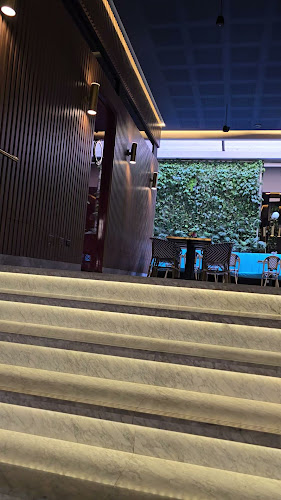 Av. 9 Nte. #10-107, Granada, Cali, Valle del Cauca