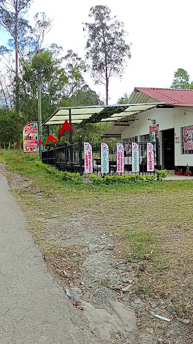 Opinii despre Postres y jugos Munay în Pacho - Gastronomía y hostelería