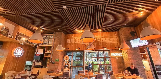 Chef Burger Parque 93 - Gastronomía y hostelería