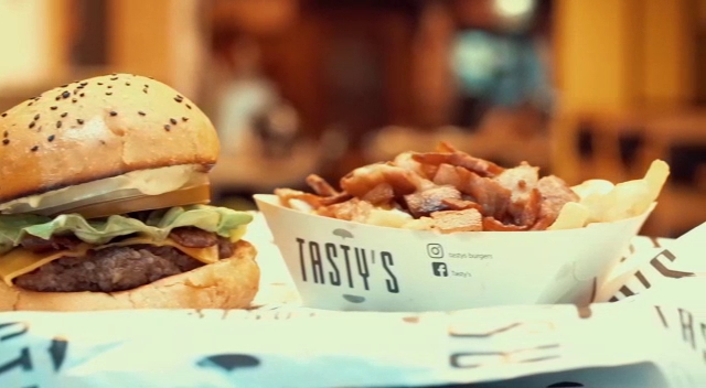 Opinii despre Tasty's Burgers în Envigado - Gastronomía y hostelería