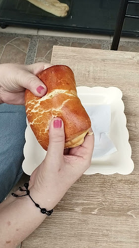 Opinii despre Panadería y Repostería Amigos de Iriel în Itagüi - Gastronomía y hostelería