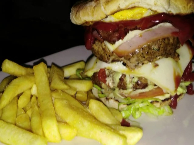 Comentarii opinii despre RESTAURANTE COSTUMBRES ARGENTINAS