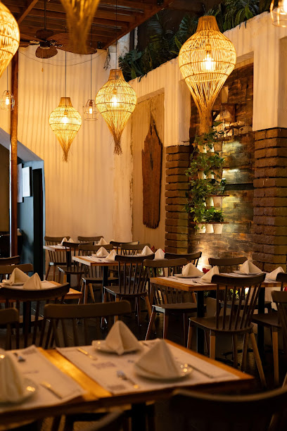 Sonoma Restaurante Peruano - El Peñón, Cali