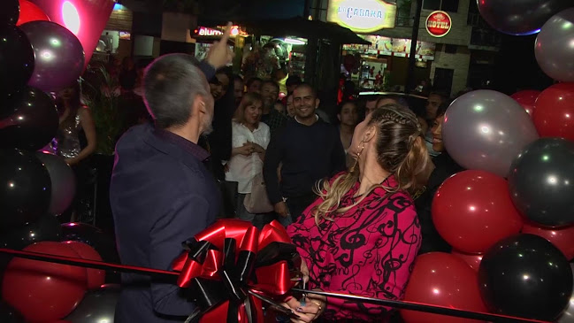 Opinii despre BAR CLAYS în Cali - Gastronomía y hostelería