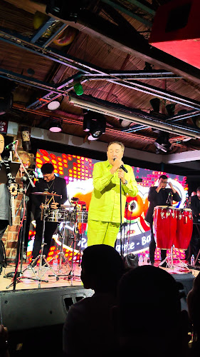 Comentarii opinii despre Moys