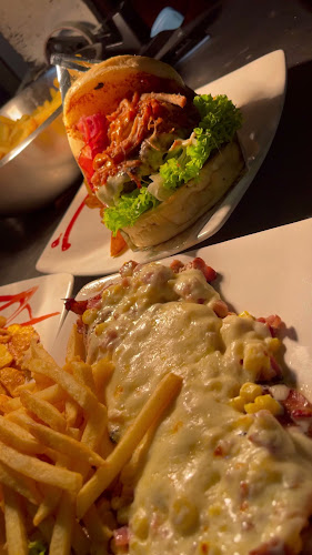 Opinii despre Restaurante Garroteros Pub Piedecuesta în Piedecuesta - Gastronomía y hostelería