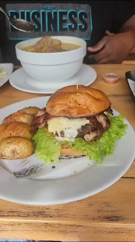 Opinii despre Restaurante Los Kioskos Sede 1 în Guarne - Gastronomía y hostelería