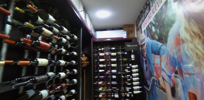 Comentarii opinii despre Licores La Reserva Liquor Store