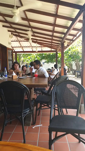 Opinii despre Mediterraneo Bar Restaurante în Pradomar, Puerto Colombia - Gastronomía y hostelería
