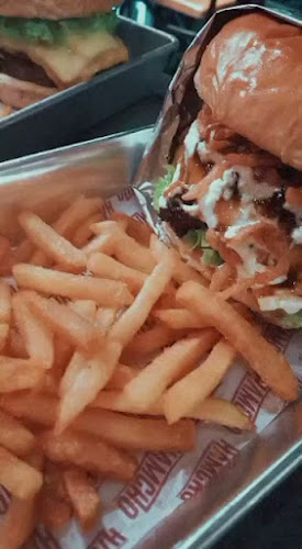 Opinii despre Hamcho Hamburguesería în Piedecuesta - Gastronomía y hostelería