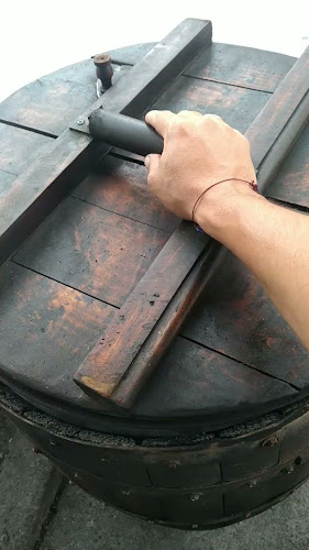 Cavernícolas Pork and Beef - Gastronomía y hostelería