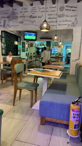 Opinii despre RISTORANTE #BAR #PIZZERIA #MAMMAMIA în Santa Marta - Gastronomía y hostelería