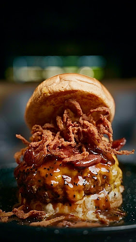 Opinii despre El Menor Burgers în Bucaramanga - Gastronomía y hostelería