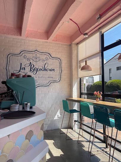 La Bizcochería Bakery & Bistro