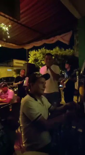 Opinii despre Discobar Kalypso în Flandes - Gastronomía y hostelería