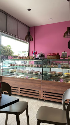 Opinii despre Deli Repostería CC. Niza în Bogotá - Gastronomía y hostelería