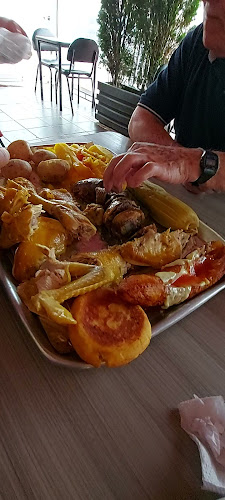 Opinii despre Restaurante Gallina La Especial 15 în Zipaquirá - Gastronomía y hostelería