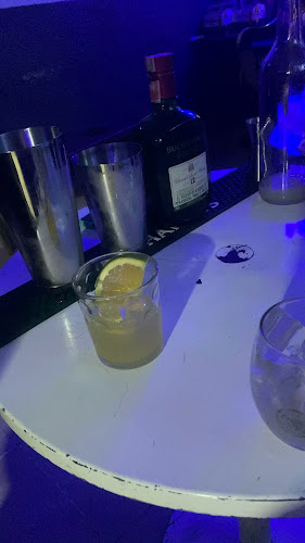 Opinii despre Bar Las Orquídeas în Chía - Gastronomía y hostelería