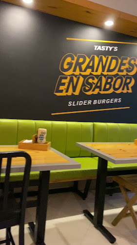 Opinii despre Tasty's Burgers în Envigado - Gastronomía y hostelería