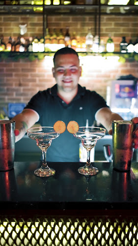 Opinii despre El Patio Bar Pereira în Pereira - Gastronomía y hostelería