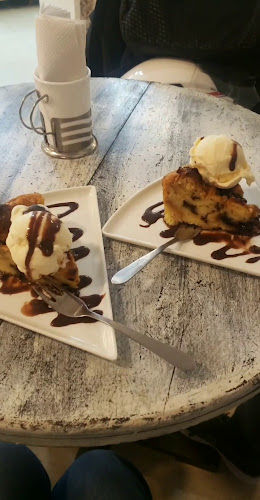 Opinii despre Hojaldrados Pastelería în Bucaramanga - Gastronomía y hostelería