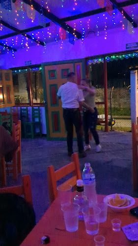 La Loma Parrilla y Cocteles