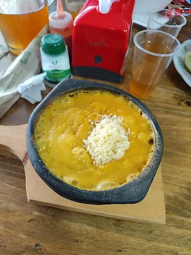 Opinii despre El Sabor Costeño Cevicheria în Armenia - Gastronomía y hostelería